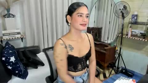 Snapshot of tslatinazandra chatting on March 25, 2026, 2:12 pm tslatinazandra online show from March 25, 2026, 2:12 pm