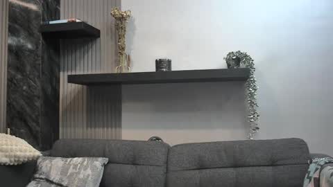Lexi Longg online show from July 5, 2026, 4:19 am