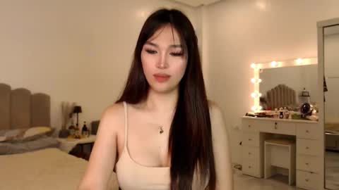  Love Marie  online show from May 23, 2026, 2:50 am
