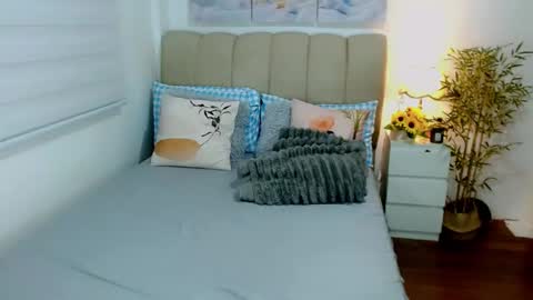 Graciella online show from December 20, 2025, 4:19 am