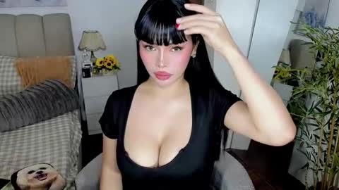 Snapshot of tspearlofasia chatting on April 19, 2026, 8:13 am Graciella online show from April 19, 2026, 8:13 am