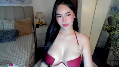 Snapshot of tspearlofasia chatting on April 25, 2026, 3:09 pm Graciella online show from April 25, 2026, 3:09 pm