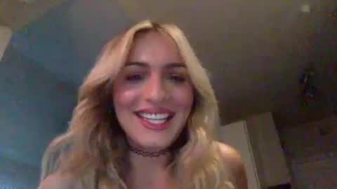 Snapshot of tsprinces chatting on October 14, 2025, 11:16 pm tsprinces online show from October 14, 2025, 11:16 pm