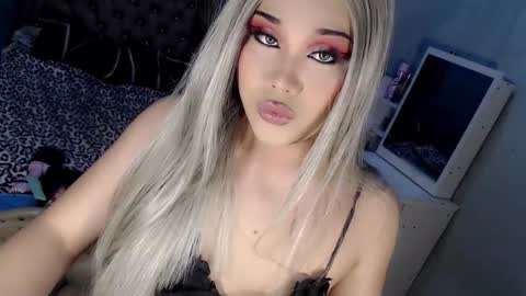 Snapshot of tsscarlett_xx chatting on October 1, 2025, 1:11 am jayvie online show from October 1, 2025, 1:11 am