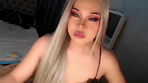 Snapshot of tsscarlett_xx chatting on October 26, 2025, 4:02 pm jayvie online show from October 26, 2025, 4:02 pm