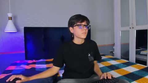 Snapshot of tsuki_maru chatting on September 25, 2025, 8:12 pm Maru online show from September 25, 2025, 8:12 pm