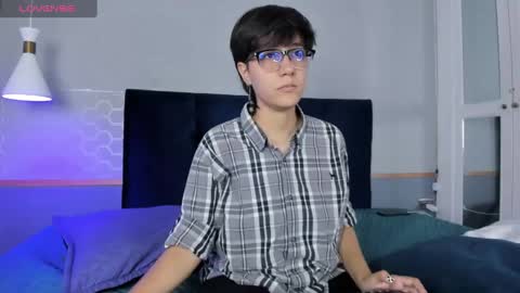 Snapshot of tsuki_maru chatting on September 30, 2025, 12:32 pm Maru online show from September 30, 2025, 12:32 pm