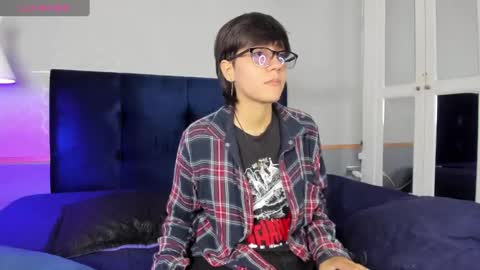 Snapshot of tsuki_maru chatting on October 2, 2025, 7:43 pm Maru online show from October 2, 2025, 7:43 pm