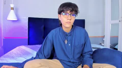 Snapshot of tsuki_maru chatting on October 3, 2025, 7:55 pm Maru online show from October 3, 2025, 7:55 pm