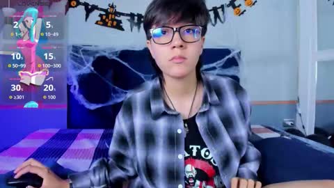 Snapshot of tsuki_maru chatting on October 23, 2025, 8:18 pm Maru online show from October 23, 2025, 8:18 pm