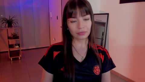 Tsuky online show from February 13, 2025, 2:34 am