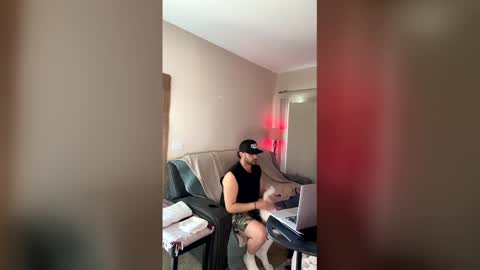 alexxxander online show from March 22, 2026, 7:39 pm