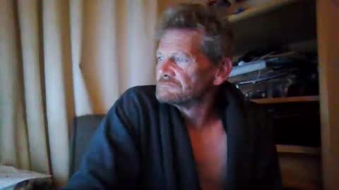 Snapshot of ttb2769 chatting on October 4, 2025, 4:32 am ttb2769 online show from October 4, 2025, 4:32 am