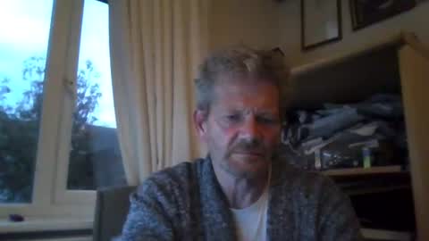 Snapshot of ttb2769 chatting on October 17, 2025, 6:27 am ttb2769 online show from October 17, 2025, 6:27 am