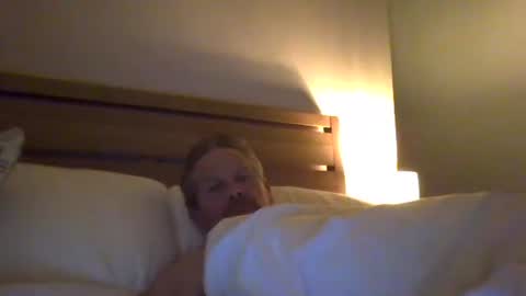 Snapshot of ttb2769 chatting on October 23, 2025, 11:24 pm ttb2769 online show from October 23, 2025, 11:24 pm