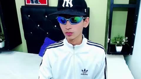 ttimy online show from December 27, 2024, 8:07 pm