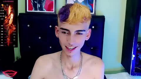 ttimy online show from March 7, 2025, 2:04 am