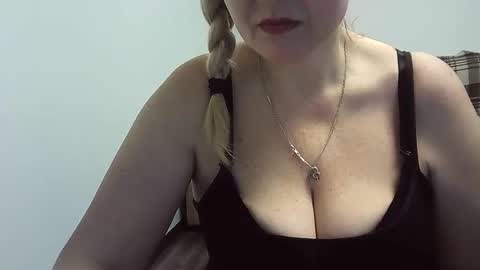 Snapshot of ttrnynela chatting on March 30, 2026, 6:58 am Ttrnynela online show from March 30, 2026, 6:58 am