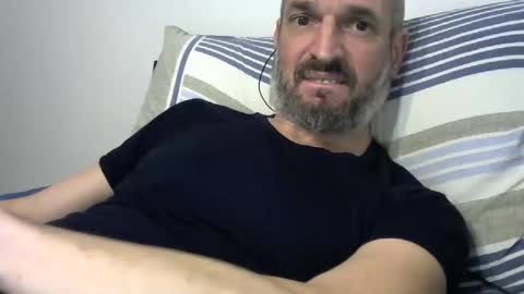 tu_bomberono online show from January 19, 2025, 8:41 pm