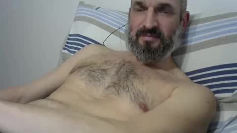 tu_bomberono online show from February 15, 2025, 8:43 pm