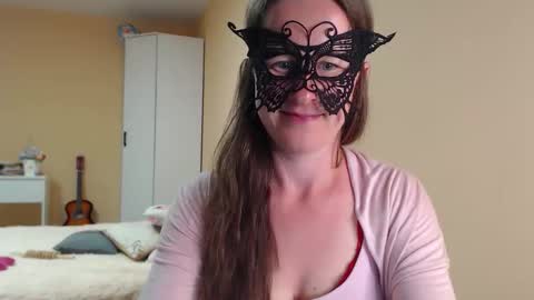 Snapshot of tukutie chatting on June 10, 2026, 7:35 pm Milli online show from June 10, 2026, 7:35 pm