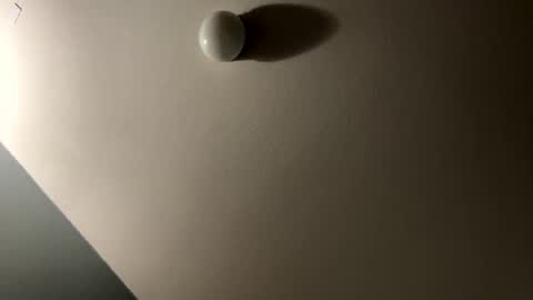 tundrawolf00 online show from October 15, 2025, 10:21 pm