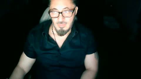 tuscan_taurus online show from May 2, 2026, 7:13 am