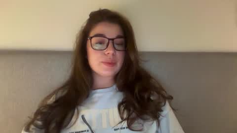 Ariana online show from March 21, 2026, 7:28 pm