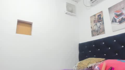 tutty_sweet online show from December 12, 2024, 11:14 pm
