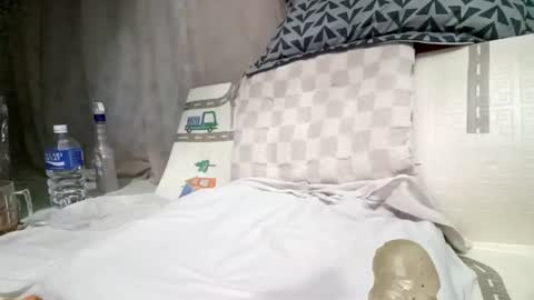 tuylip_sex online show from November 16, 2025, 6:46 pm