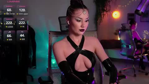 Miss Veth online show from December 20, 2025, 4:08 am