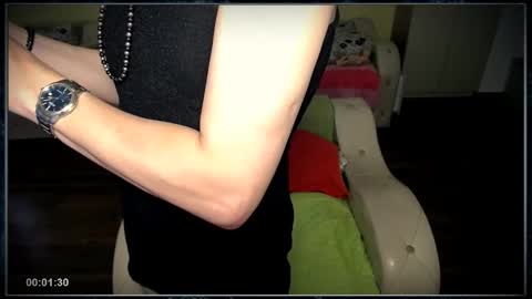 Clementine online show from January 4, 2025, 12:05 pm