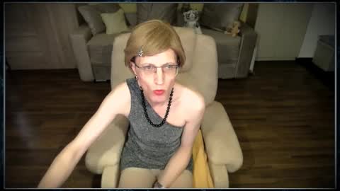 Clementine online show from October 4, 2025, 8:45 am