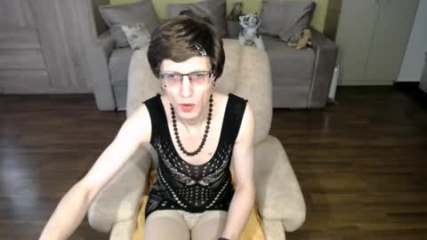 Clementine online show from May 6, 2026, 8:41 am