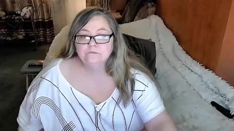 Lana online show from January 14, 2025, 2:08 am