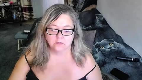 Lana online show from January 14, 2026, 7:25 am