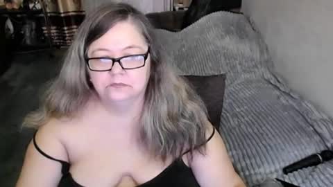 Lana online show from July 7, 2026, 6:38 am