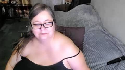 Lana online show from July 7, 2026, 7:23 am