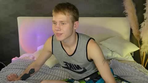 Snapshot of twelveeek chatting on October 4, 2025, 6:39 pm Angus online show from October 4, 2025, 6:39 pm