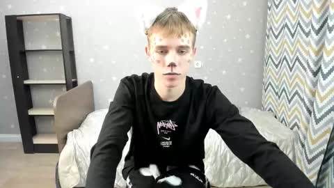 Snapshot of twelveeek chatting on October 30, 2025, 7:25 pm Angus online show from October 30, 2025, 7:25 pm