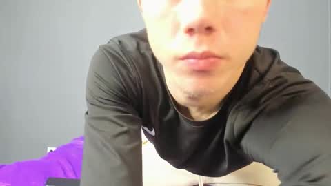 Snapshot of twelveeek chatting on November 5, 2025, 4:29 pm Angus online show from November 5, 2025, 4:29 pm