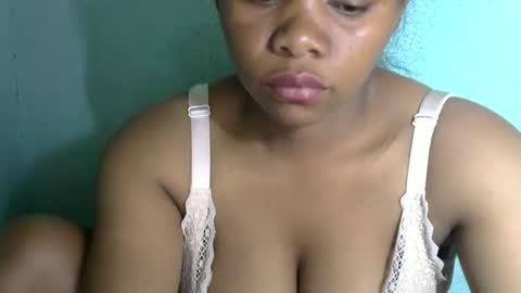 Snapshot of twenkle chatting on January 24, 2025, 11:04 am LORAH online show from January 24, 2025, 11:04 am