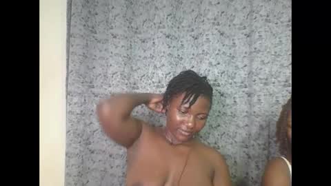 Snapshot of twerker_lyly chatting on September 18, 2025, 3:47 pm twerker_lyly online show from September 18, 2025, 3:47 pm