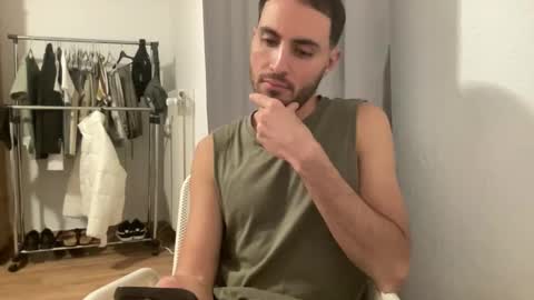 Twinkboy online show from September 17, 2025, 9:05 pm