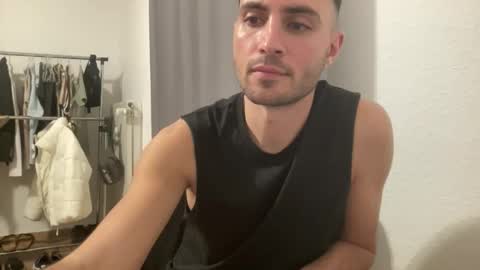 Twinkboy online show from November 1, 2025, 9:06 pm