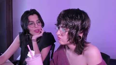 Snapshot of twilightmuses chatting on October 23, 2025, 11:46 pm Eve Lili online show from October 23, 2025, 11:46 pm