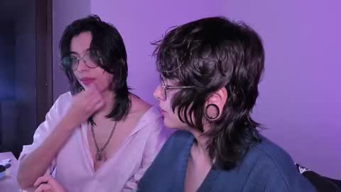 Snapshot of twilightmuses chatting on October 24, 2025, 11:12 pm Eve Lili online show from October 24, 2025, 11:12 pm