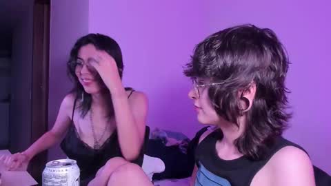 Snapshot of twilightmuses chatting on November 14, 2025, 10:07 pm Eve Lili online show from November 14, 2025, 10:07 pm