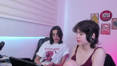 Eve  Lili online show from April 26, 2026, 2:26 pm