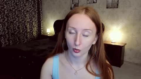 Snapshot of twilightserenade chatting on October 8, 2025, 11:19 am twilightserenade online show from October 8, 2025, 11:19 am